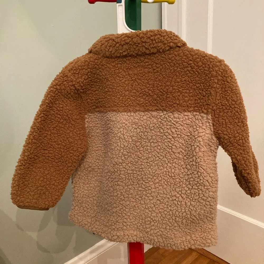 GAP Baby Tan and Cream Sherpa Jacket NWOT